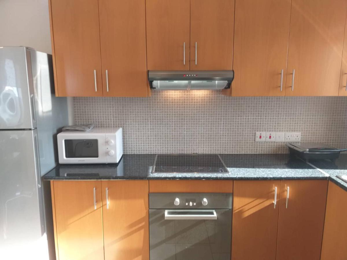 Horizon Luxury Apartment 4 Larnaca Exterior photo
